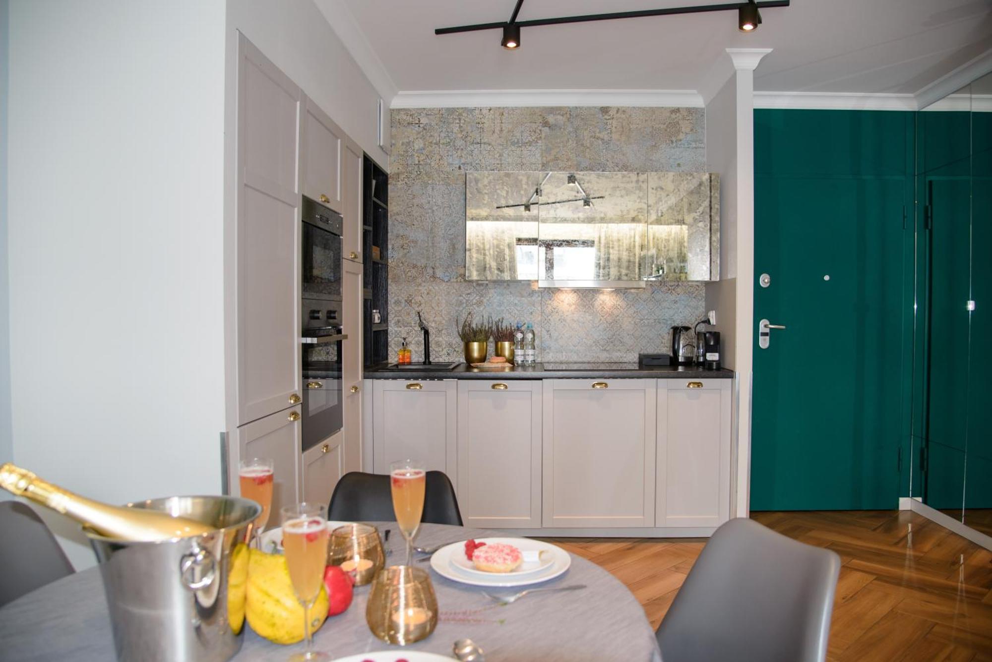 Maya'S Flats & Resorts 34 - Chmielna 73 Gdansk Luaran gambar